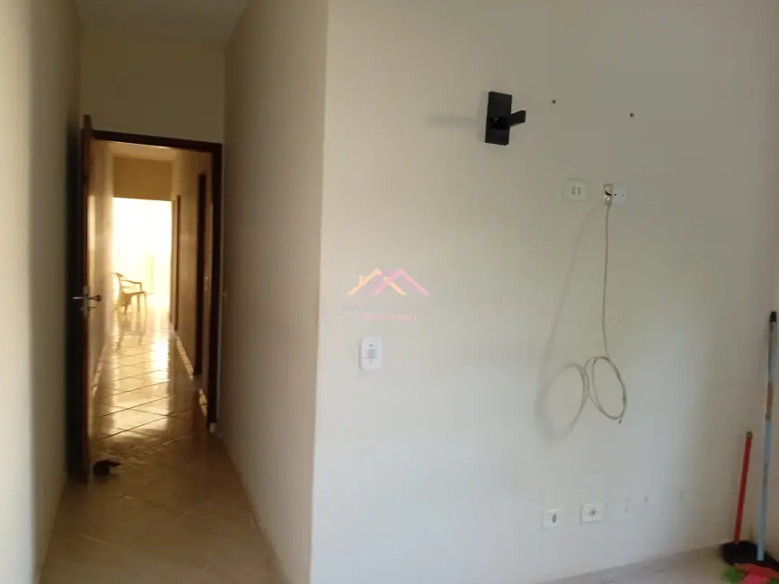 Casa com 3 quartos à venda, 90m2 em Mairinque - SP - imagem 7 Foto 7 de Casa com 3 quartos à venda, 90m2 em Mairinque - SP