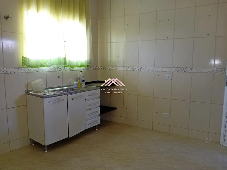 Casa com 3 quartos à venda, 90m2 em Mairinque - SP - imagem 3 Foto 3 de Casa com 3 quartos à venda, 90m2 em Mairinque - SP