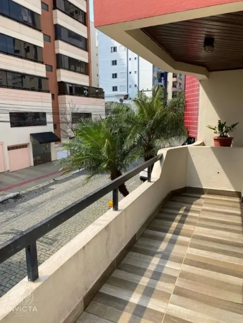 Foto 2 de Apartamento com 2 quartos à venda, 128m2 em Centro, Balneario Camboriu - SC