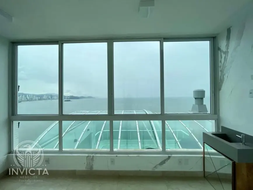 Foto 2 de Cobertura com 7 quartos à venda, 600m2 em Balneario Camboriu - SC