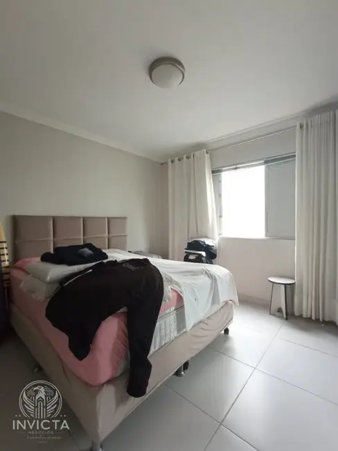 Apartamento com 3 quartos à venda, 102m2 em Centro, Balneario Camboriu - SC - imagem 9 Foto 9 de Apartamento com 3 quartos à venda, 102m2 em Centro, Balneario Camboriu - SC