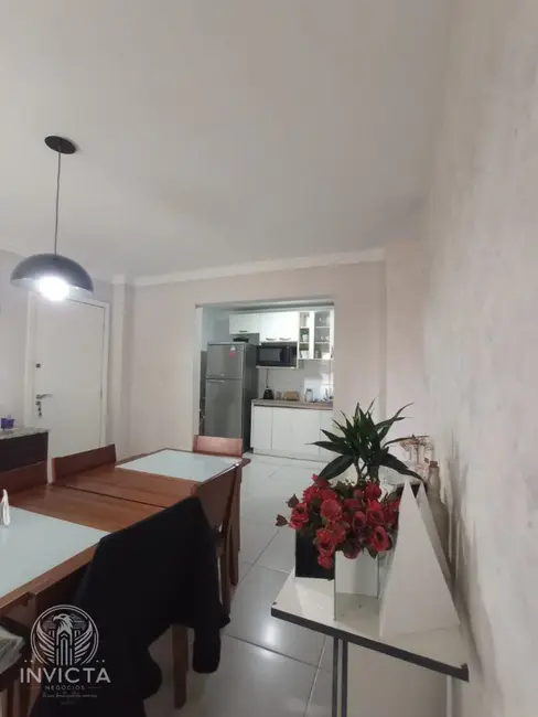 Apartamento com 3 quartos à venda, 102m2 em Centro, Balneario Camboriu - SC - imagem 6 Foto 6 de Apartamento com 3 quartos à venda, 102m2 em Centro, Balneario Camboriu - SC