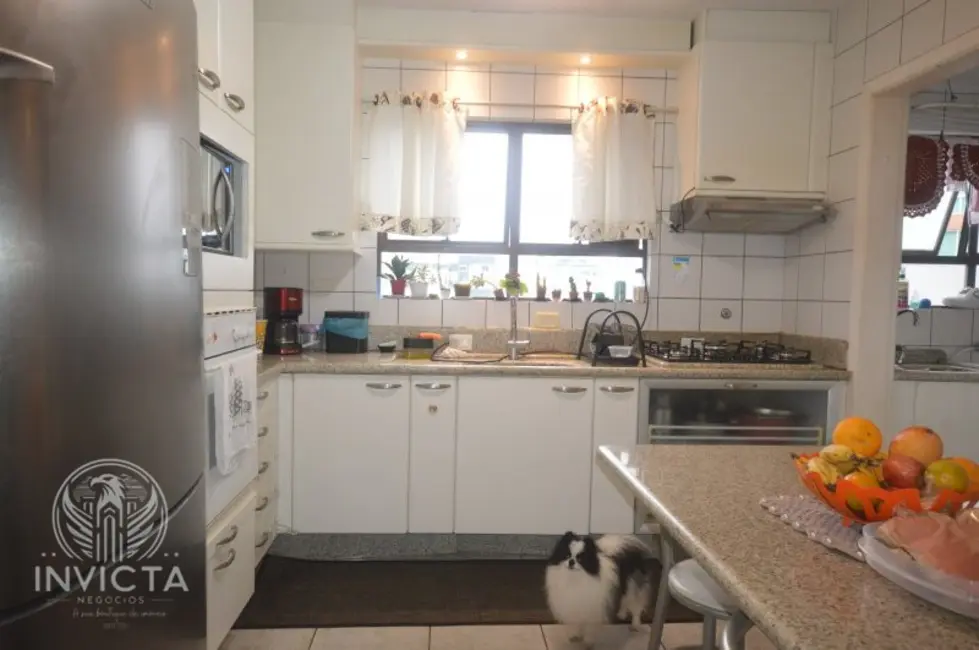 Foto 8 de Apartamento com 3 quartos à venda, 228m2 em Centro, Balneario Camboriu - SC