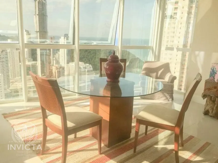 Foto 2 de Apartamento com 4 quartos à venda, 228m2 em Centro, Balneario Camboriu - SC