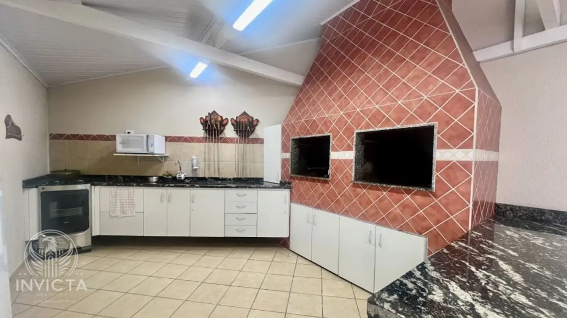 Apartamento com 3 quartos à venda, 100m2 em Centro, Balneario Camboriu - SC - imagem 1 Foto 1 de Apartamento com 3 quartos à venda, 100m2 em Centro, Balneario Camboriu - SC