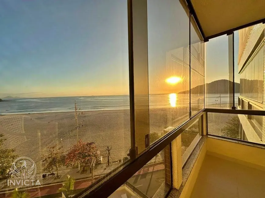 Apartamento com 3 quartos à venda, 155m2 em Centro, Balneario Camboriu - SC - imagem 2 Foto 2 de Apartamento com 3 quartos à venda, 155m2 em Centro, Balneario Camboriu - SC