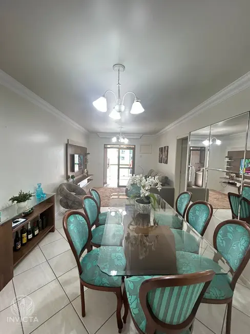 Foto 5 de Apartamento com 3 quartos à venda, 120m2 em Centro, Balneario Camboriu - SC