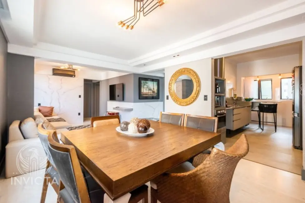 Apartamento com 3 quartos à venda, 134m2 em Centro, Balneario Camboriu - SC - imagem 3 Foto 3 de Apartamento com 3 quartos à venda, 134m2 em Centro, Balneario Camboriu - SC