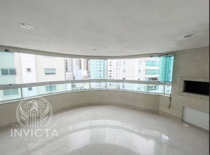 Foto 1 de Apartamento com 3 quartos à venda, 99m2 em Pioneiros, Balneario Camboriu - SC