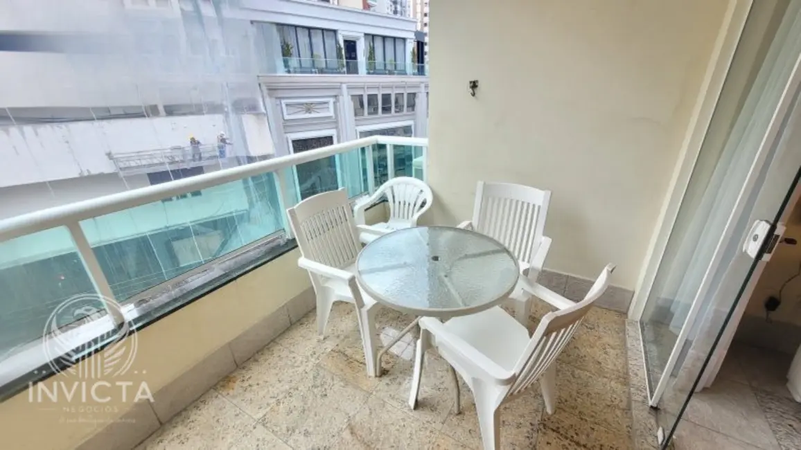 Foto 2 de Apartamento com 2 quartos à venda, 72m2 em Centro, Balneario Camboriu - SC