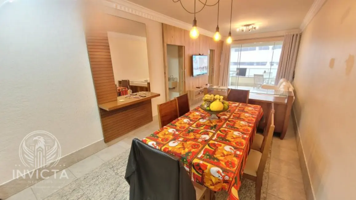 Apartamento com 2 quartos à venda, 72m2 em Centro, Balneario Camboriu - SC - imagem 4 Foto 4 de Apartamento com 2 quartos à venda, 72m2 em Centro, Balneario Camboriu - SC