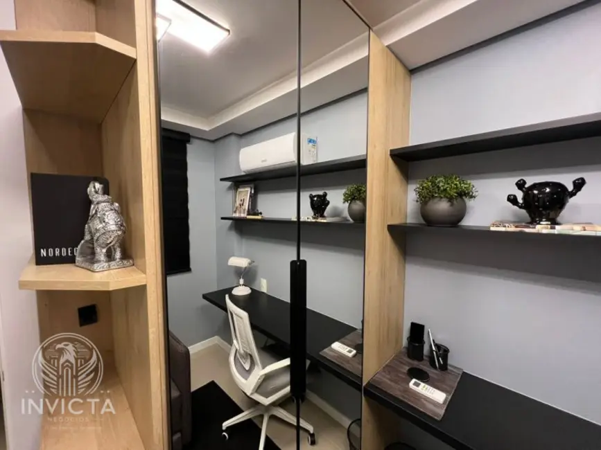 Foto 2 de Apartamento com 3 quartos à venda, 69m2 em Centro, Balneario Camboriu - SC