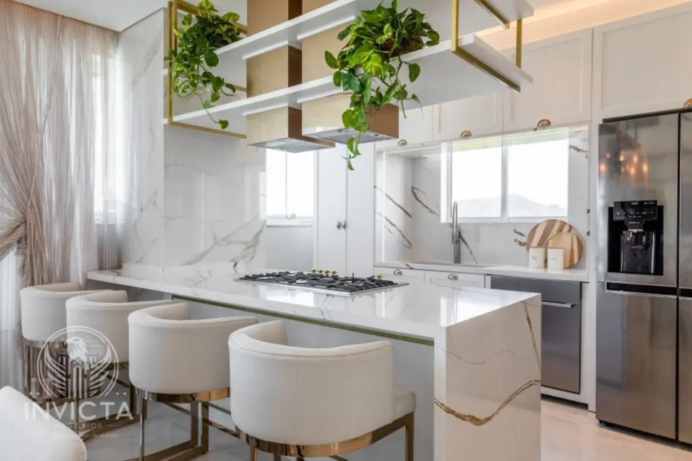 Cobertura com 4 quartos à venda, 300m2 em Centro, Balneario Camboriu - SC - imagem 4 Foto 4 de Cobertura com 4 quartos à venda, 300m2 em Centro, Balneario Camboriu - SC