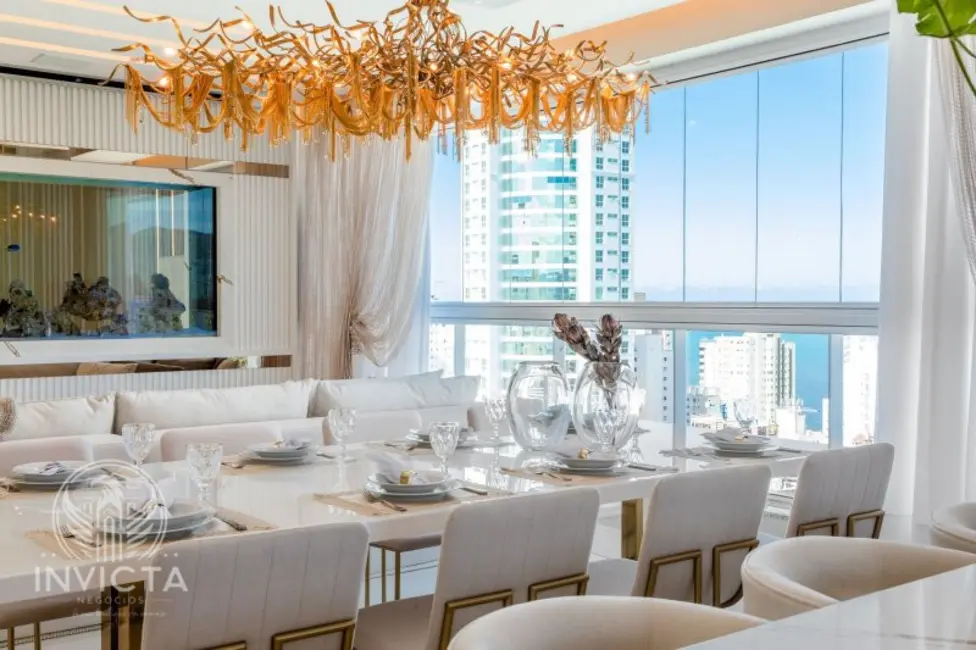 Cobertura com 4 quartos à venda, 300m2 em Centro, Balneario Camboriu - SC - imagem 1 Foto 1 de Cobertura com 4 quartos à venda, 300m2 em Centro, Balneario Camboriu - SC