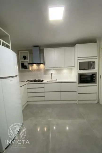 Apartamento com 3 quartos à venda, 154m2 em Centro, Balneario Camboriu - SC - imagem 4 Foto 4 de Apartamento com 3 quartos à venda, 154m2 em Centro, Balneario Camboriu - SC