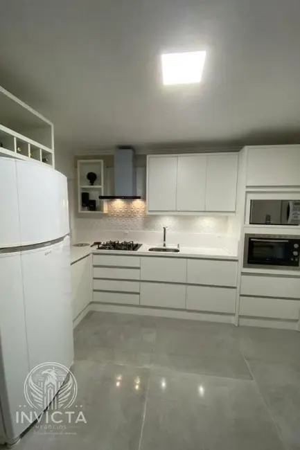 Apartamento com 3 quartos à venda, 154m2 em Centro, Balneario Camboriu - SC - imagem 6 Foto 6 de Apartamento com 3 quartos à venda, 154m2 em Centro, Balneario Camboriu - SC