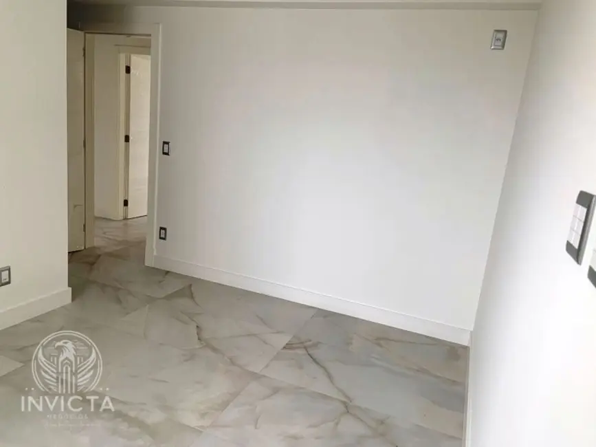 Apartamento com 4 quartos à venda, 167m2 em Centro, Balneario Camboriu - SC - imagem 6 Foto 6 de Apartamento com 4 quartos à venda, 167m2 em Centro, Balneario Camboriu - SC