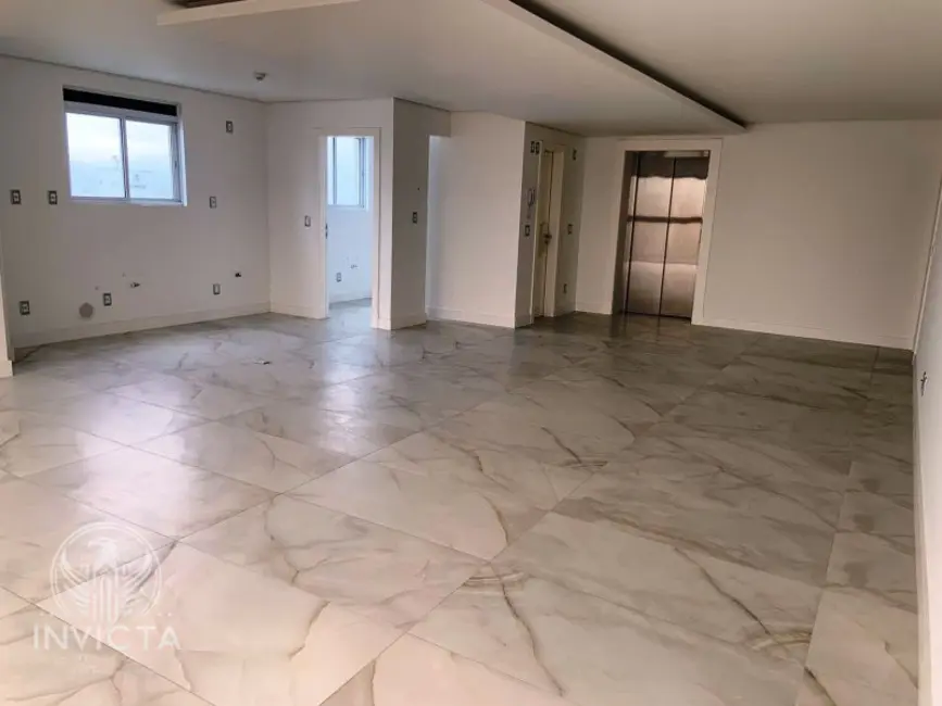 Apartamento com 4 quartos à venda, 167m2 em Centro, Balneario Camboriu - SC - imagem 2 Foto 2 de Apartamento com 4 quartos à venda, 167m2 em Centro, Balneario Camboriu - SC