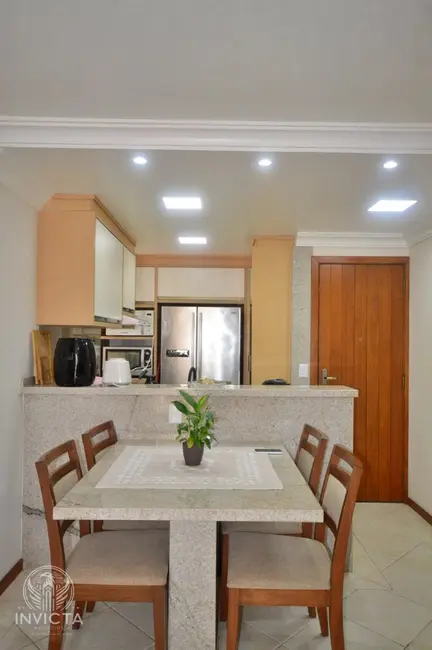 Apartamento com 2 quartos à venda, 71m2 em Centro, Balneario Camboriu - SC - imagem 6 Foto 6 de Apartamento com 2 quartos à venda, 71m2 em Centro, Balneario Camboriu - SC