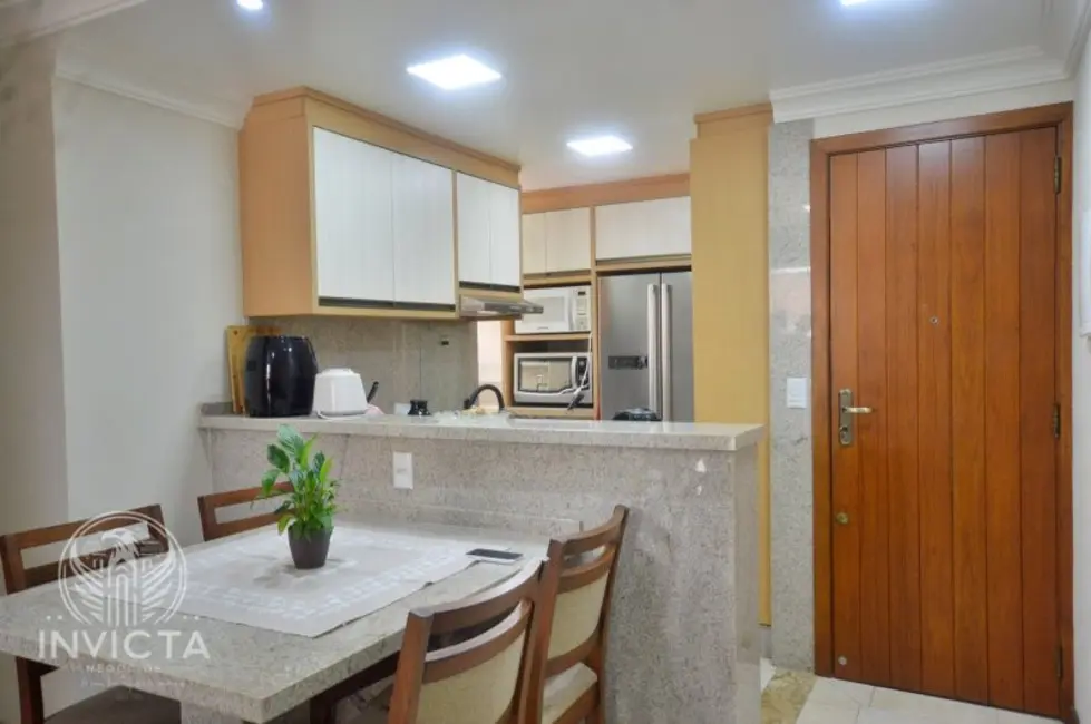 Apartamento com 2 quartos à venda, 71m2 em Centro, Balneario Camboriu - SC - imagem 7 Foto 7 de Apartamento com 2 quartos à venda, 71m2 em Centro, Balneario Camboriu - SC