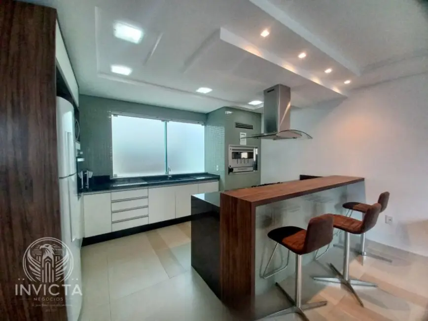 Foto 3 de Apartamento com 3 quartos à venda, 115m2 em Centro, Balneario Camboriu - SC