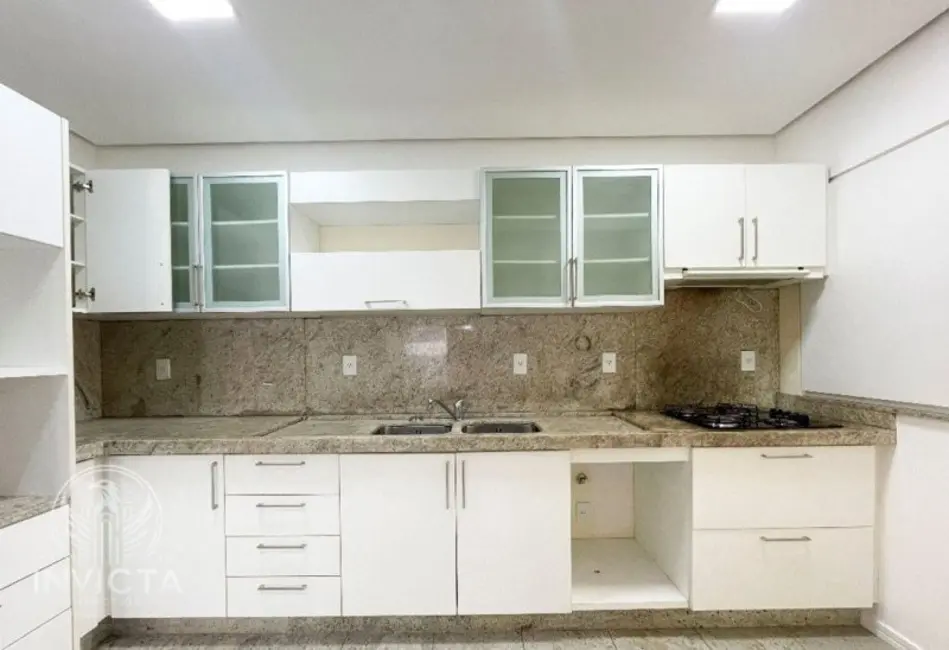 Apartamento com 3 quartos à venda, 123m2 em Centro, Balneario Camboriu - SC - imagem 7 Foto 7 de Apartamento com 3 quartos à venda, 123m2 em Centro, Balneario Camboriu - SC