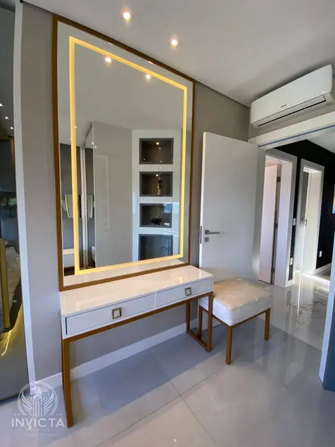 Foto 7 de Apartamento com 3 quartos à venda, 130m2 em Centro, Balneario Camboriu - SC