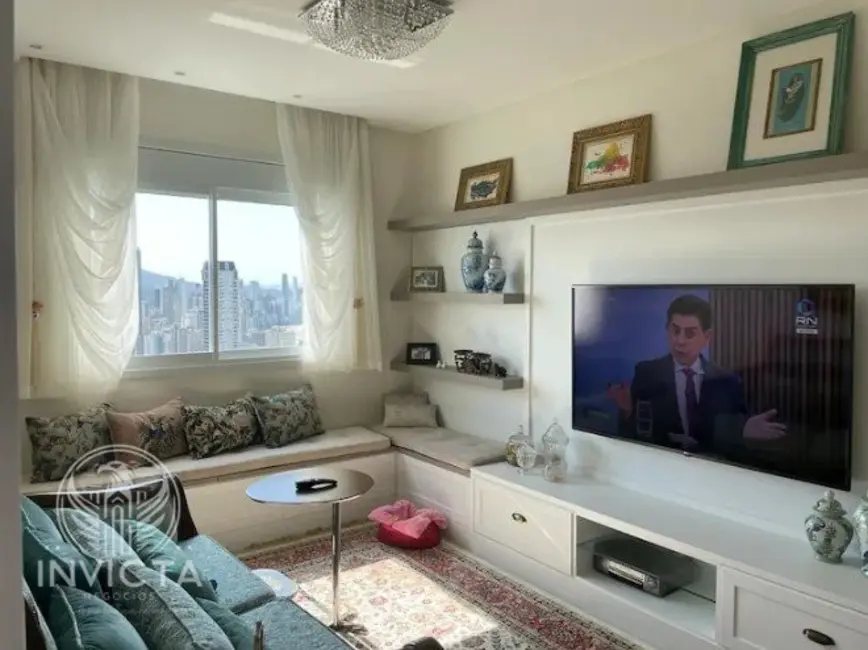Apartamento com 3 quartos à venda, 147m2 em Centro, Balneario Camboriu - SC - imagem 3 Foto 3 de Apartamento com 3 quartos à venda, 147m2 em Centro, Balneario Camboriu - SC