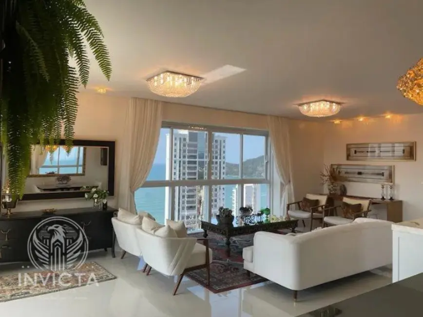 Foto 2 de Apartamento com 3 quartos à venda, 147m2 em Centro, Balneario Camboriu - SC