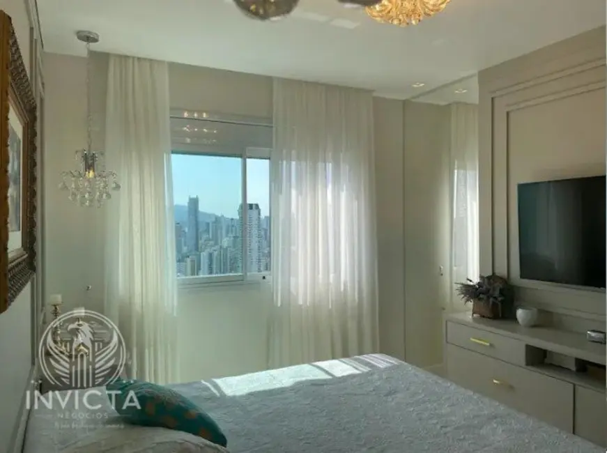 Apartamento com 3 quartos à venda, 147m2 em Centro, Balneario Camboriu - SC - imagem 5 Foto 5 de Apartamento com 3 quartos à venda, 147m2 em Centro, Balneario Camboriu - SC