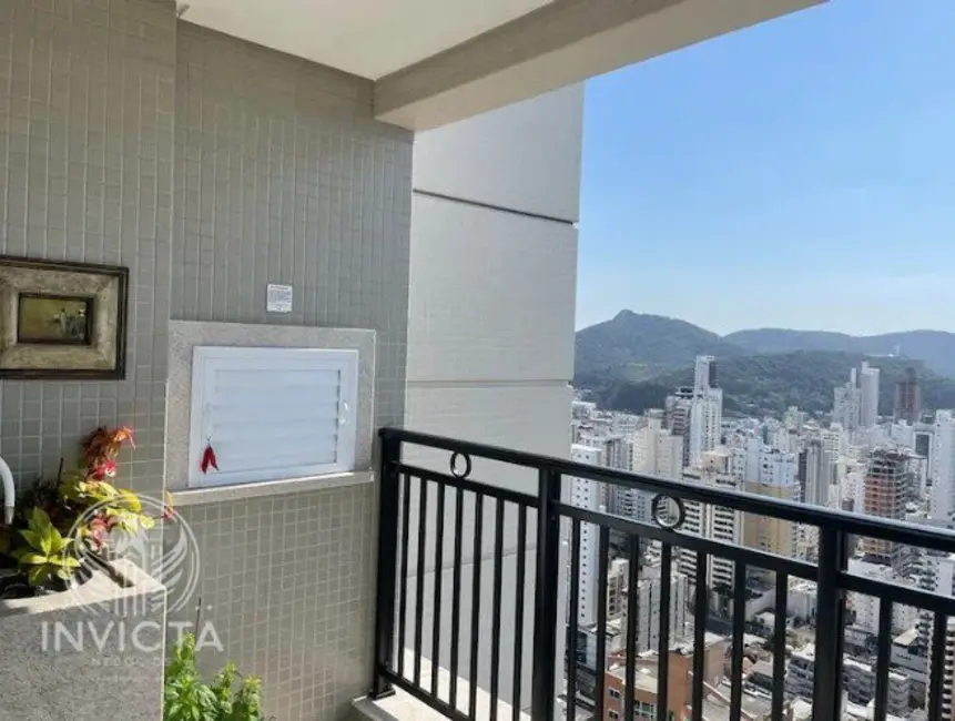 Apartamento com 3 quartos à venda, 147m2 em Centro, Balneario Camboriu - SC - imagem 8 Foto 8 de Apartamento com 3 quartos à venda, 147m2 em Centro, Balneario Camboriu - SC