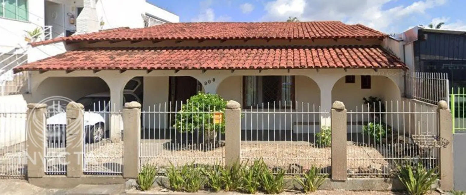 Foto 1 de Casa com 4 quartos à venda, 291m2 em Centro, Balneario Camboriu - SC