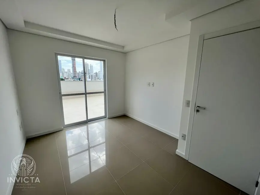 Apartamento com 2 quartos à venda, 179m2 em Estados, Balneario Camboriu - SC - imagem 9 Foto 9 de Apartamento com 2 quartos à venda, 179m2 em Estados, Balneario Camboriu - SC