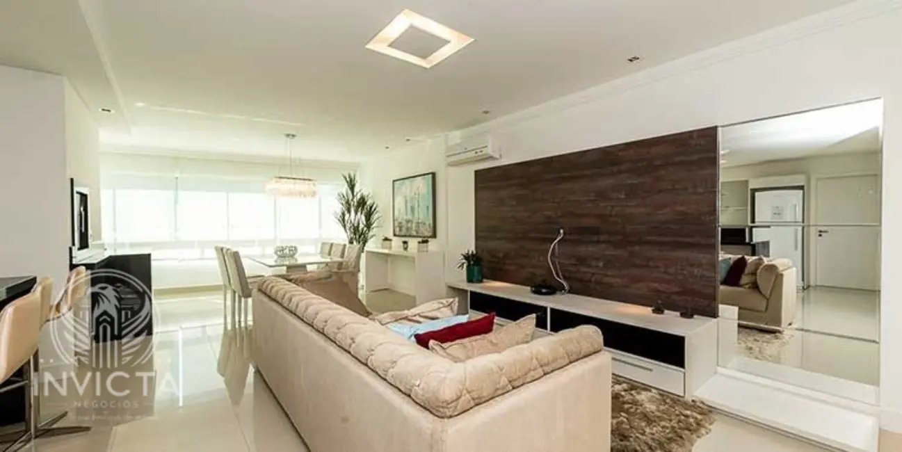 Foto 5 de Apartamento com 3 quartos à venda, 130m2 em Centro, Balneario Camboriu - SC