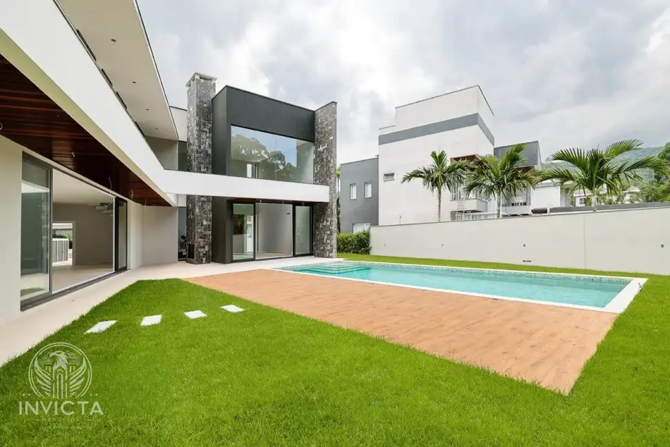 Casa com 4 quartos à venda, 100m2 em Ariribá, Balneario Camboriu - SC - imagem 8 Foto 8 de Casa com 4 quartos à venda, 100m2 em Ariribá, Balneario Camboriu - SC