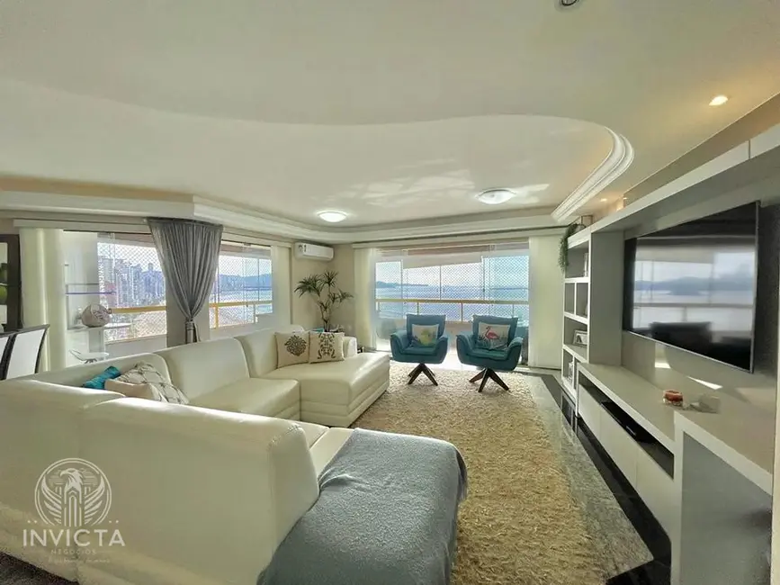 Foto 9 de Apartamento com 3 quartos à venda, 157m2 em Balneario Camboriu - SC