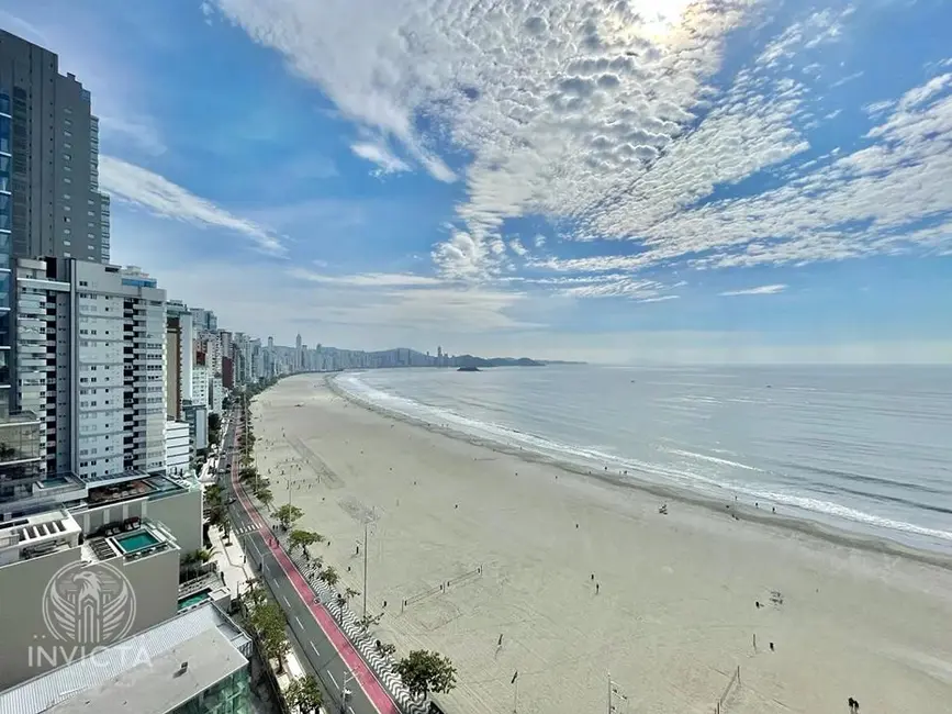Foto 2 de Apartamento com 3 quartos à venda, 157m2 em Balneario Camboriu - SC