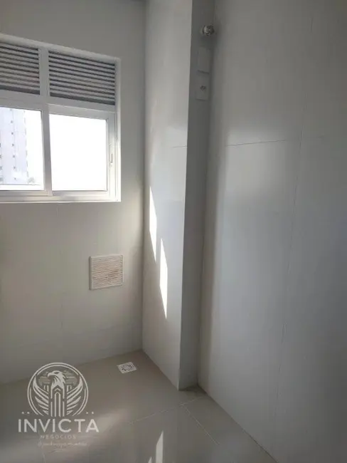 Apartamento com 4 quartos à venda, 151m2 em Centro, Balneario Camboriu - SC - imagem 6 Foto 6 de Apartamento com 4 quartos à venda, 151m2 em Centro, Balneario Camboriu - SC