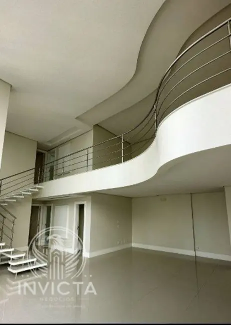 Apartamento com 4 quartos à venda, 240m2 em Centro, Balneario Camboriu - SC - imagem 8 Foto 8 de Apartamento com 4 quartos à venda, 240m2 em Centro, Balneario Camboriu - SC