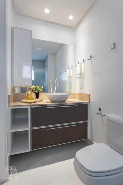 Apartamento com 3 quartos à venda, 128m2 em Centro, Balneario Camboriu - SC - imagem 9 Foto 9 de Apartamento com 3 quartos à venda, 128m2 em Centro, Balneario Camboriu - SC