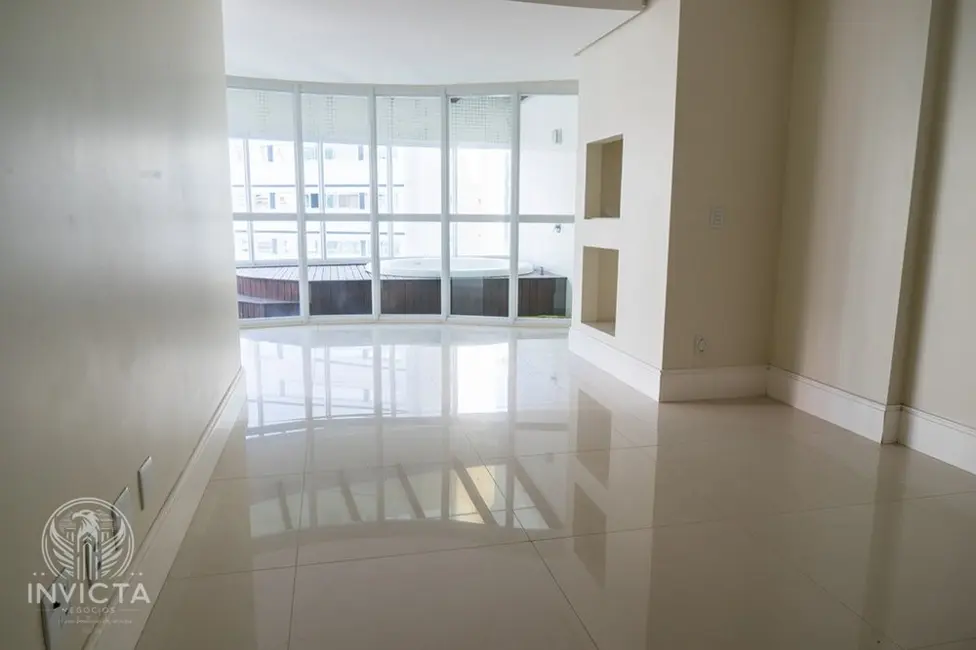 Foto 9 de Apartamento com 3 quartos à venda, 254m2 em Centro, Balneario Camboriu - SC