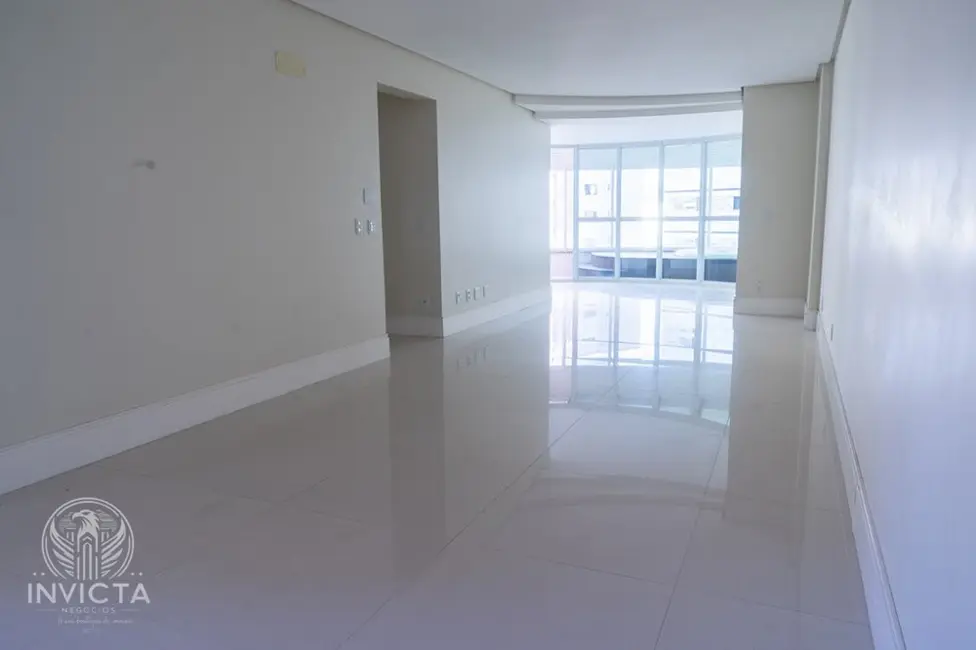 Foto 8 de Apartamento com 3 quartos à venda, 254m2 em Centro, Balneario Camboriu - SC