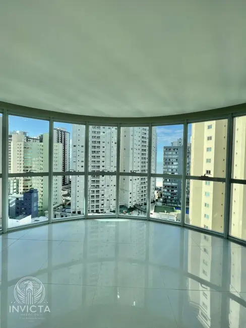 Foto 1 de Apartamento com 3 quartos à venda, 128m2 em Centro, Balneario Camboriu - SC