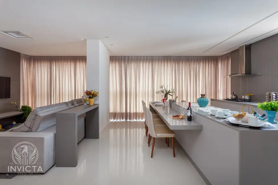 Apartamento com 3 quartos à venda, 123m2 em Centro, Balneario Camboriu - SC - imagem 4 Foto 4 de Apartamento com 3 quartos à venda, 123m2 em Centro, Balneario Camboriu - SC