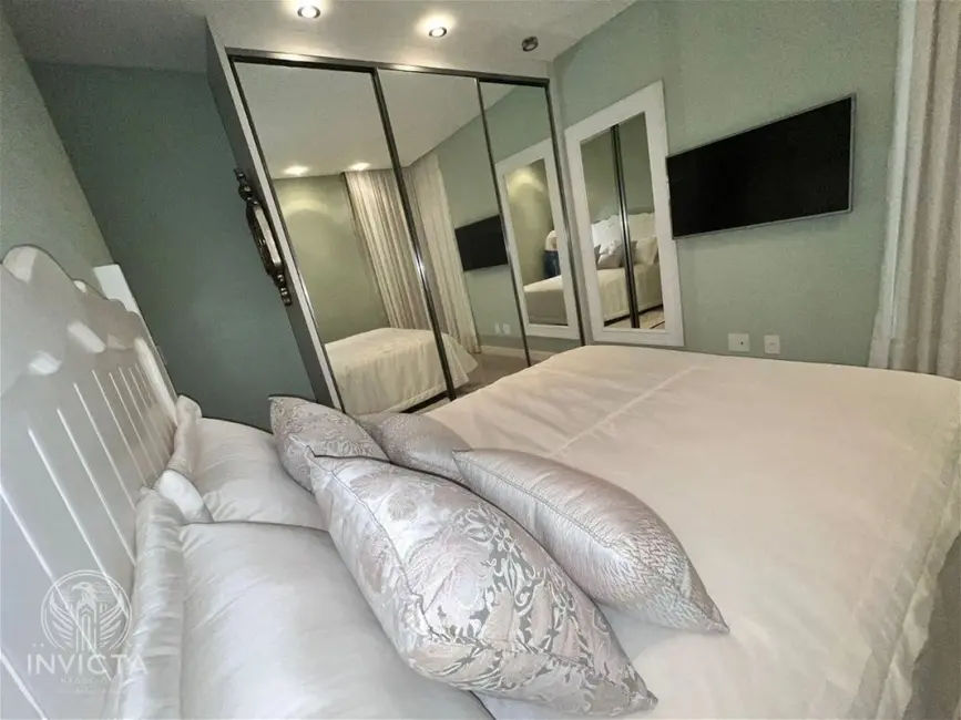 Apartamento com 3 quartos à venda, 128m2 em Centro, Balneario Camboriu - SC - imagem 7 Foto 7 de Apartamento com 3 quartos à venda, 128m2 em Centro, Balneario Camboriu - SC