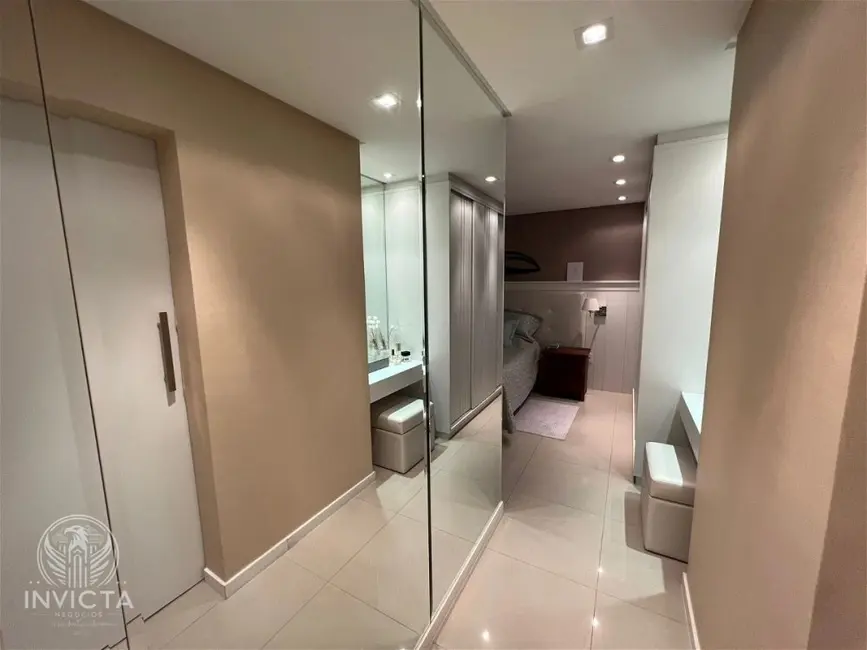 Apartamento com 3 quartos à venda, 128m2 em Pioneiros, Balneario Camboriu - SC - imagem 8 Foto 8 de Apartamento com 3 quartos à venda, 128m2 em Pioneiros, Balneario Camboriu - SC