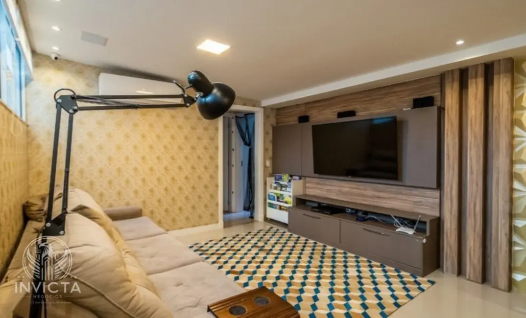 Foto 5 de Apartamento com 3 quartos à venda, 100m2 em Centro, Balneario Camboriu - SC