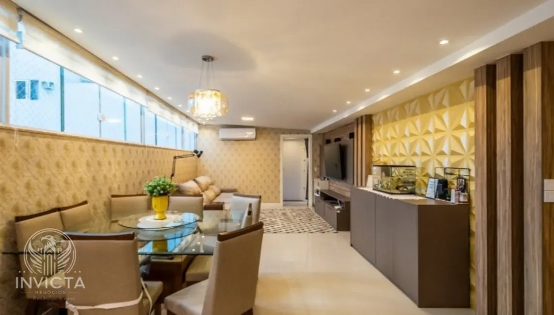 Foto 2 de Apartamento com 3 quartos à venda, 100m2 em Centro, Balneario Camboriu - SC