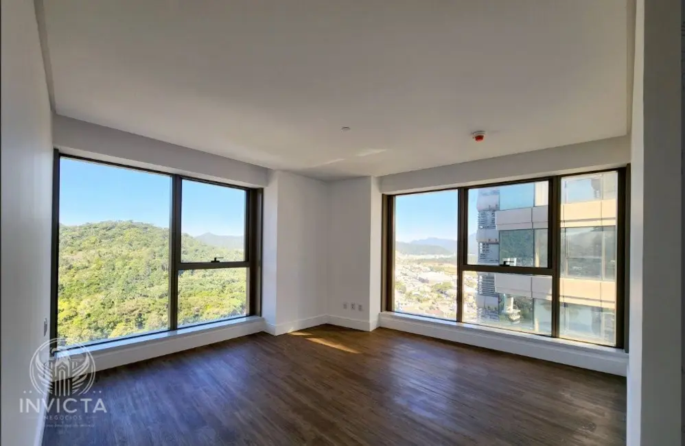 Apartamento com 4 quartos à venda, 265m2 em Centro, Balneario Camboriu - SC - imagem 7 Foto 7 de Apartamento com 4 quartos à venda, 265m2 em Centro, Balneario Camboriu - SC