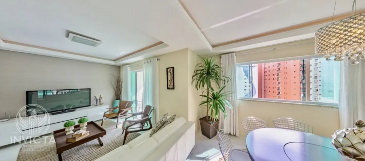 Apartamento com 3 quartos à venda, 190m2 em Centro, Balneario Camboriu - SC - imagem 6 Foto 6 de Apartamento com 3 quartos à venda, 190m2 em Centro, Balneario Camboriu - SC